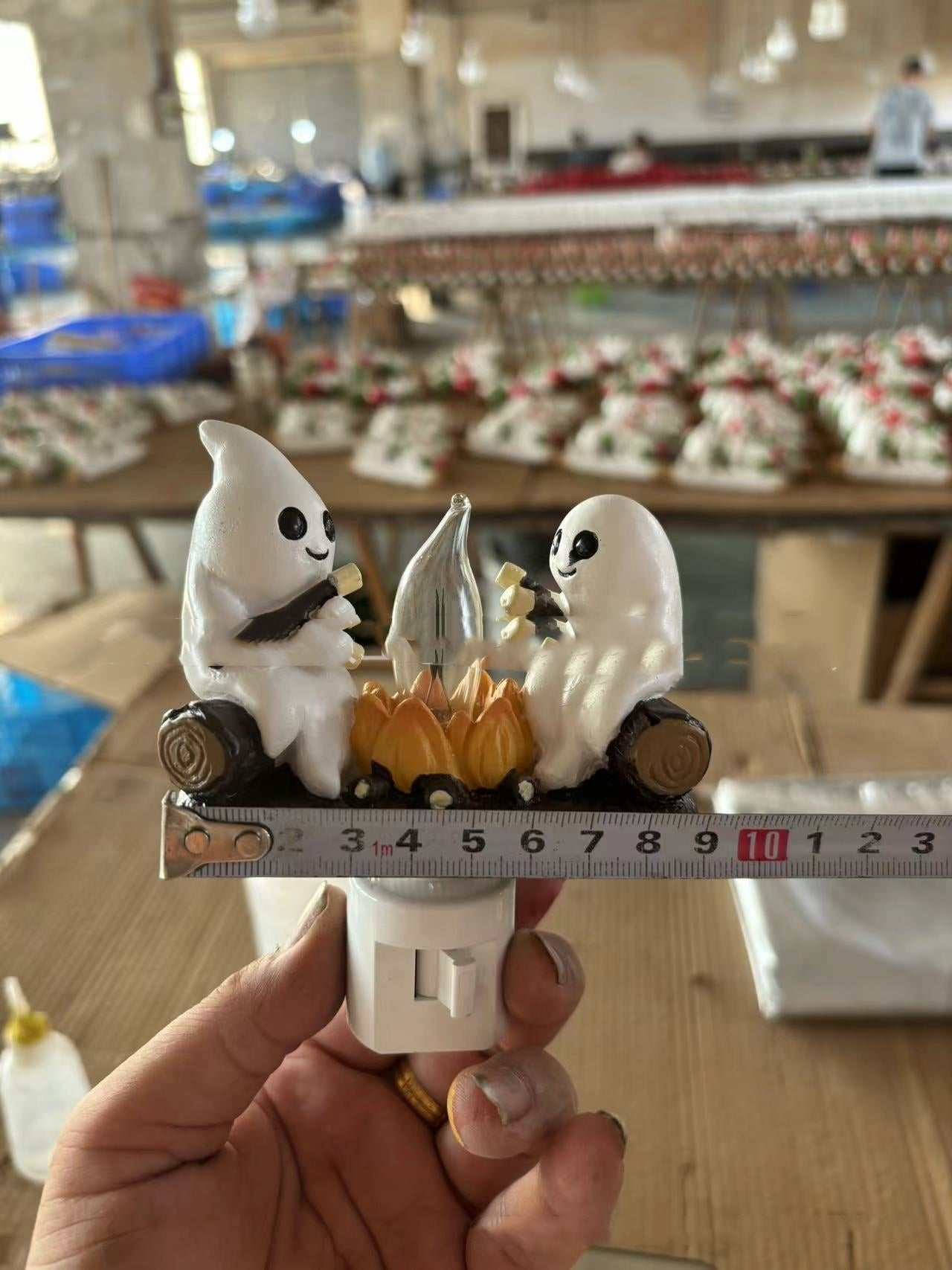 2024 Ghost Campfire Flickering Nightlight 2 Ghosts Roasting Plug Wall Spooky Fire Marshmallow Night Light For Halloween Decor - AMIR BAGS INDIA PRIVATE LIMITED