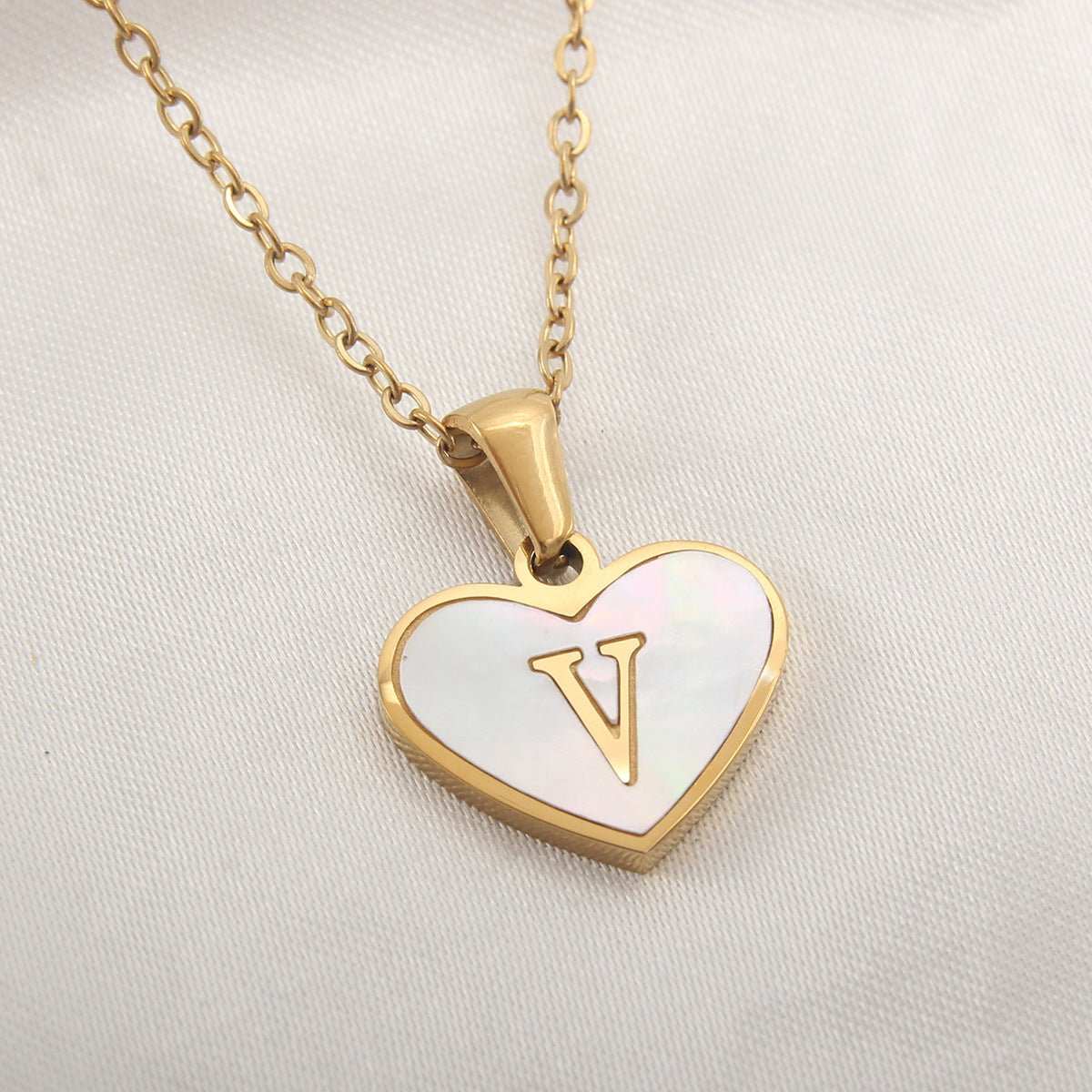 26 Letter Heart - shaped Necklace White Shell Love Clavicle Chain Fashion Personalized Necklace For Women Jewelry Valentine's Day - AMIR BAGS INDIA PRIVATE LIMITED
