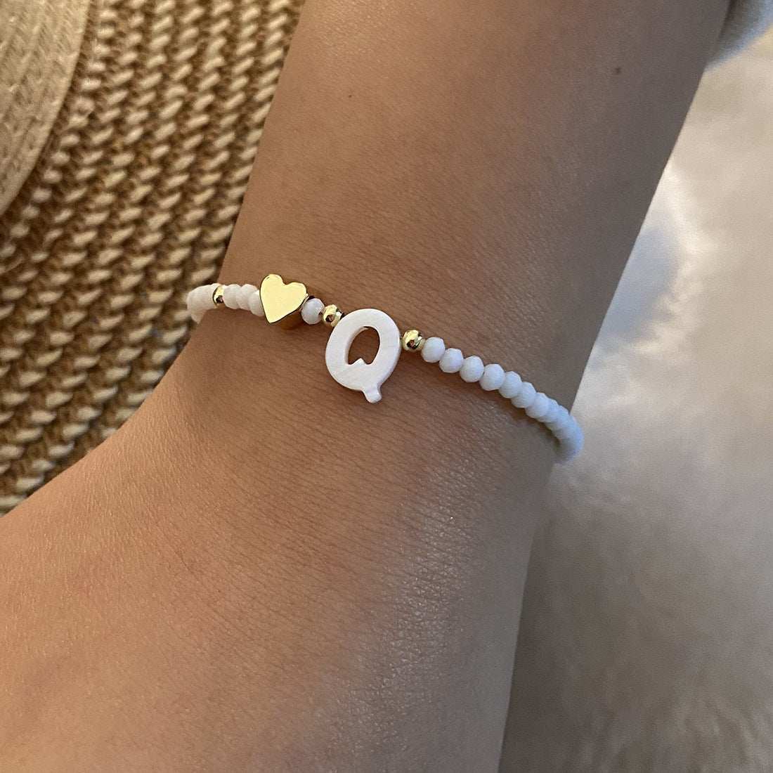 26 Letters White Shell Beaded Bracelet Women Metal Love Design Bracelet Jewelry - AMIR BAGS INDIA PRIVATE LIMITED