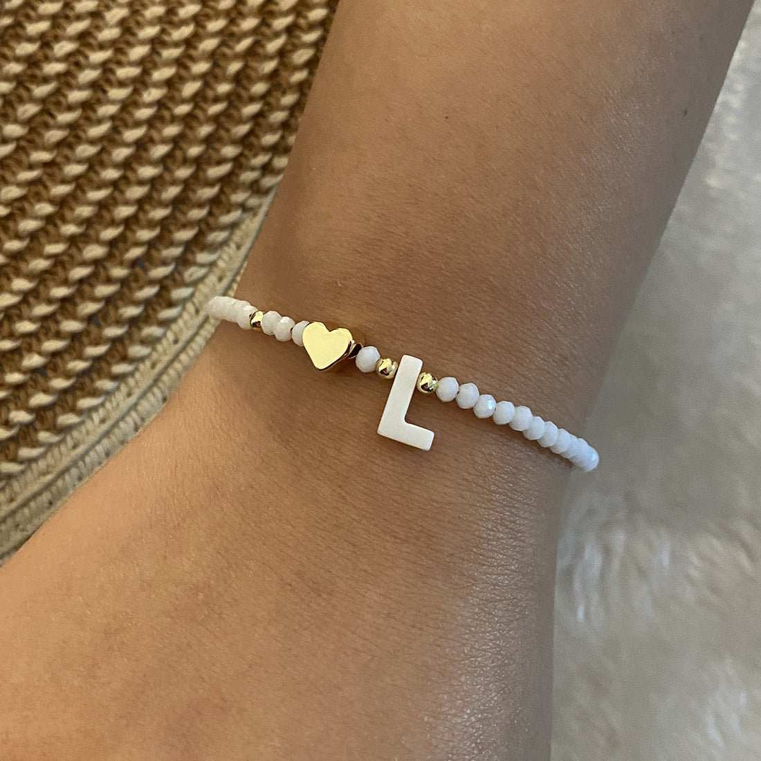 26 Letters White Shell Beaded Bracelet Women Metal Love Design Bracelet Jewelry - AMIR BAGS INDIA PRIVATE LIMITED