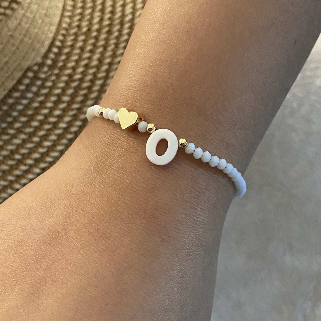 26 Letters White Shell Beaded Bracelet Women Metal Love Design Bracelet Jewelry - AMIR BAGS INDIA PRIVATE LIMITED