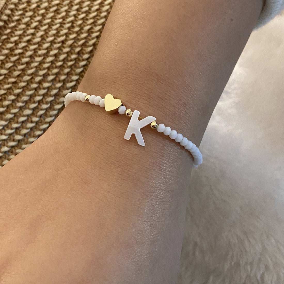 26 Letters White Shell Beaded Bracelet Women Metal Love Design Bracelet Jewelry - AMIR BAGS INDIA PRIVATE LIMITED