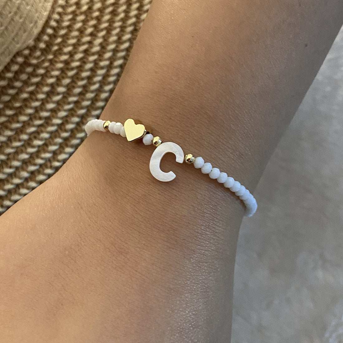 26 Letters White Shell Beaded Bracelet Women Metal Love Design Bracelet Jewelry - AMIR BAGS INDIA PRIVATE LIMITED