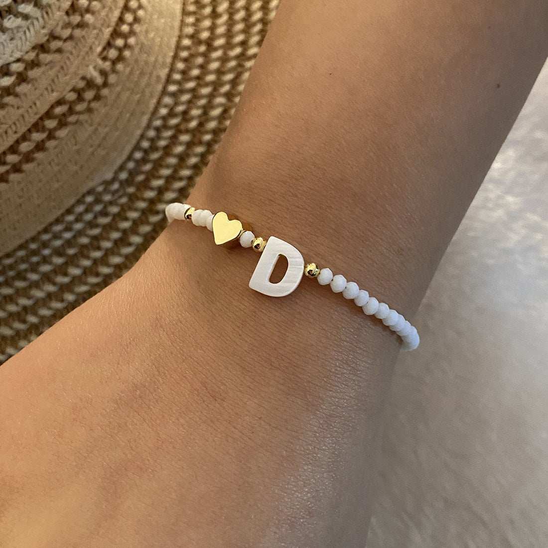 26 Letters White Shell Beaded Bracelet Women Metal Love Design Bracelet Jewelry - AMIR BAGS INDIA PRIVATE LIMITED