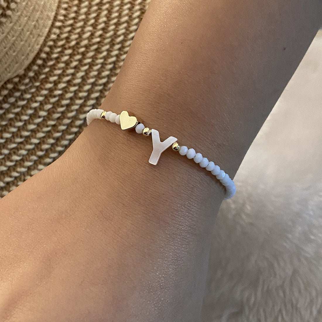 26 Letters White Shell Beaded Bracelet Women Metal Love Design Bracelet Jewelry - AMIR BAGS INDIA PRIVATE LIMITED