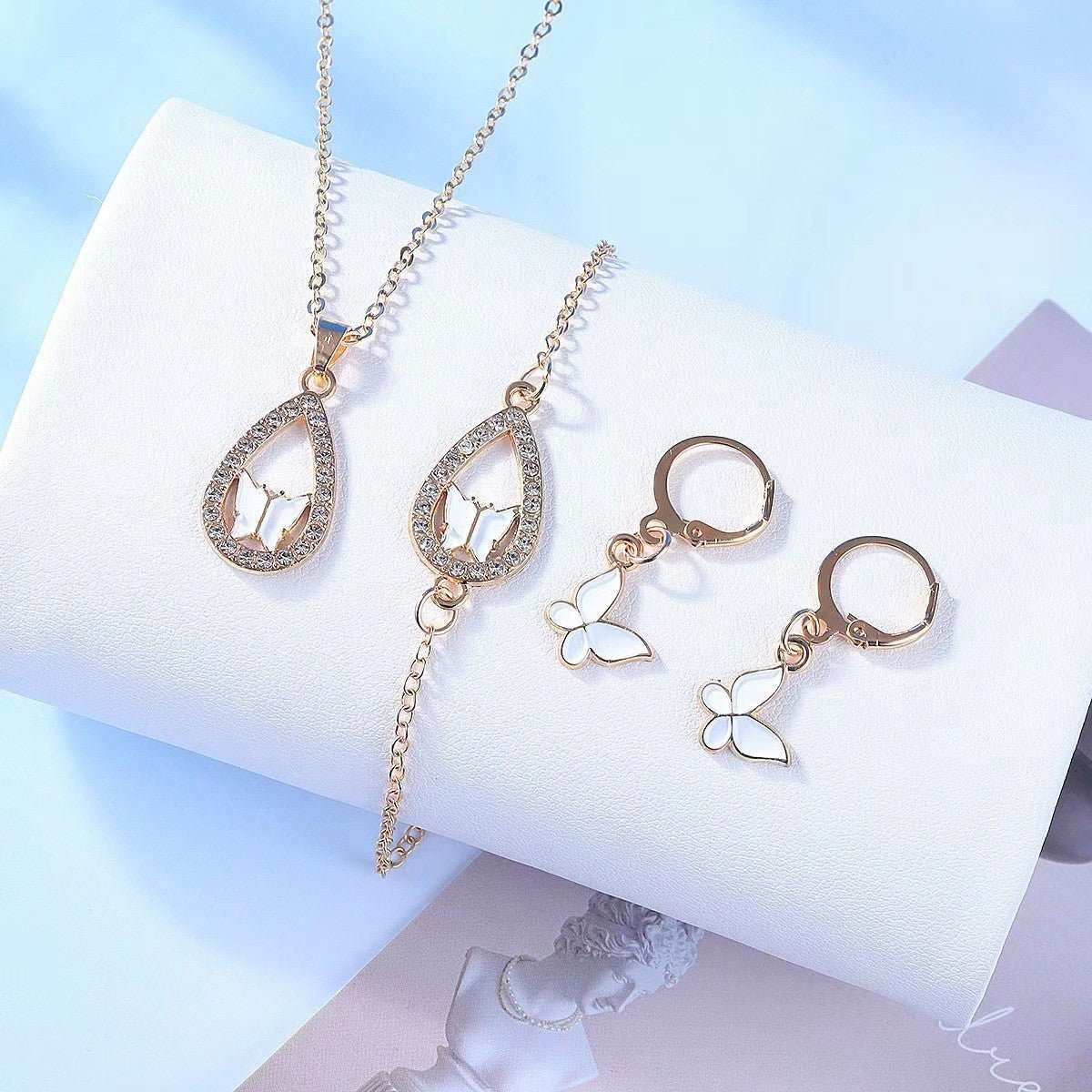 4PCS Set Luxury Women Butterfly Necklace Bracelet Earrings Drop Oil Diamond Jewelry For Girl Gift Jewelry Fashion Jewelry Set - AMIR BAGS INDIA PRIVATE LIMITED