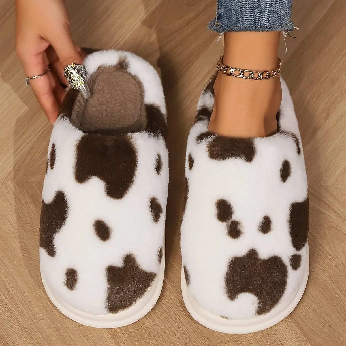 Cute Cow Spotted Plush Slippers Winter Warm Non - slip Bedroom Floor Fuzzy Slipper Couple Women House Shoes - AMIR BAGS INDIA PRIVATE LIMITED