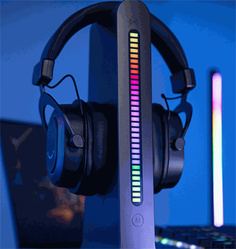Simple and creative wired gaming headset with colorful LED light display and padded ear cups