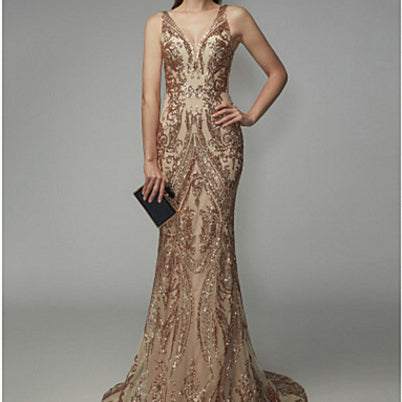 Elegant gold sequin high-end dress with V-neck and fitted silhouette