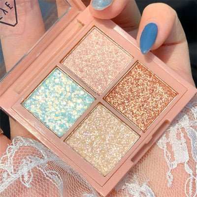 Eye shadow - AMIR BAGS INDIA PRIVATE LIMITED
