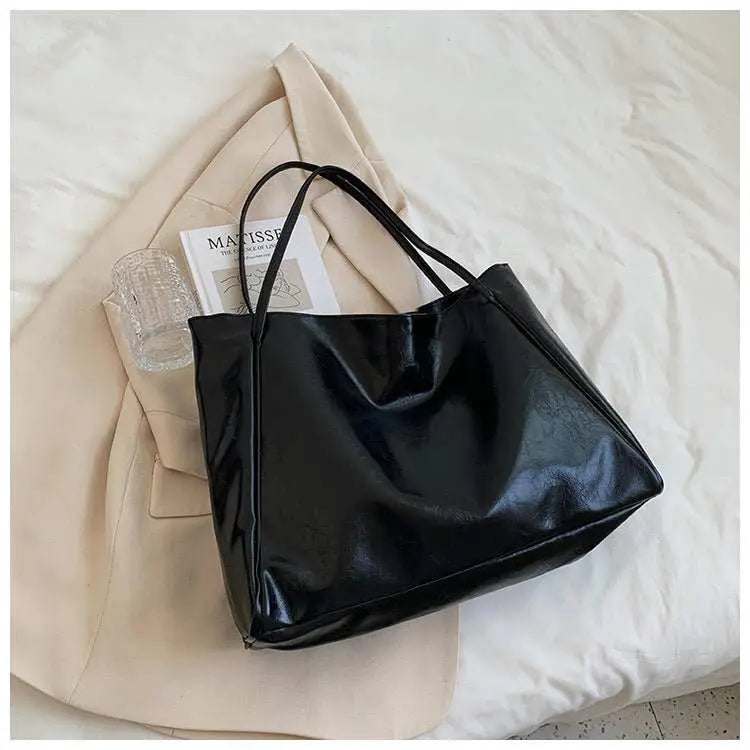 Fashion Handbag New Autumn And Winter Japanese And Korean Large Capacity Soft Leather Shoulder Bag Retro Casual Handbag - AMIR BAGS INDIA PRIVATE LIMITED