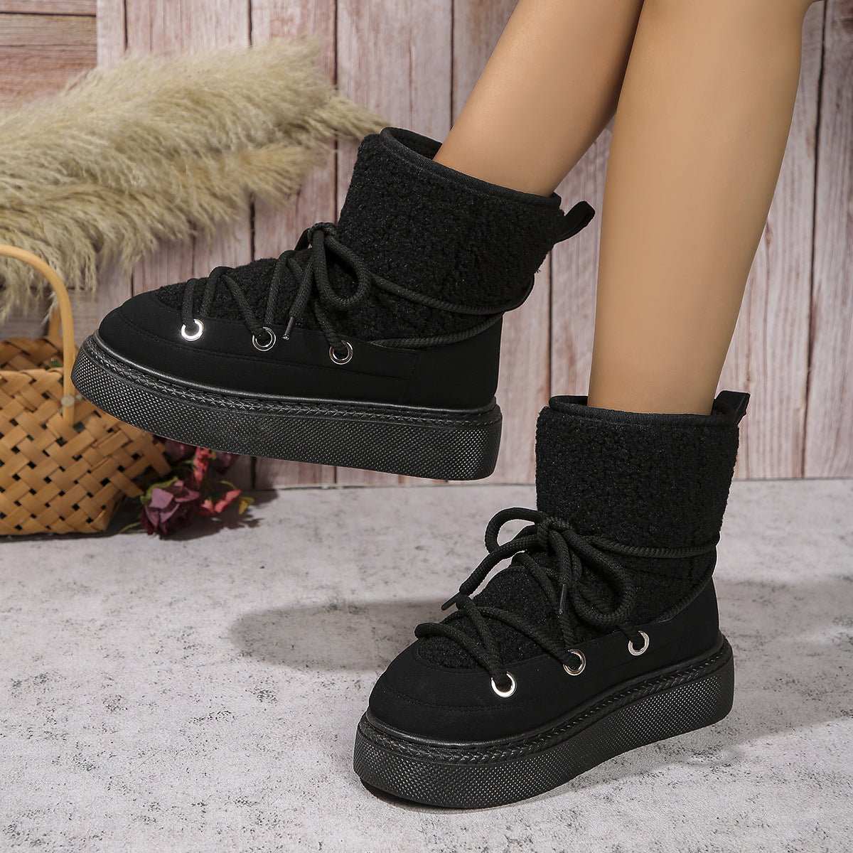 Fashion Lace-up Snow Boots Winter Flat Thick-soled Height-enhancing CoOverview:Unique design, stylish and beautiful.Good material, comfortable feet.A variety of colors, any choice.Specification:Function: Anti slip, Warm, Wear resistantDropshipmanAMIR BAGS INDIA PRIVATE LIMITEDnull