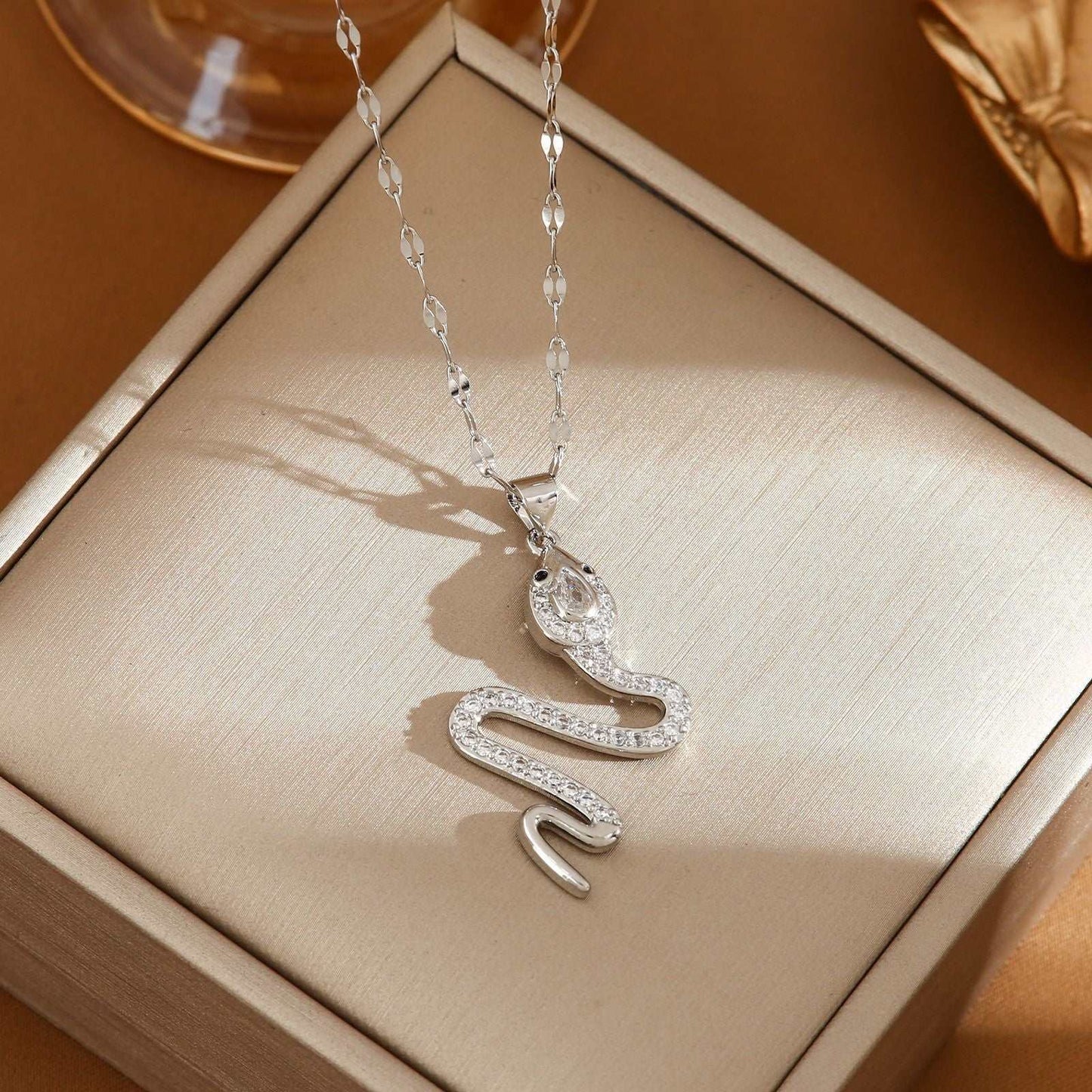 Fashion Personality Snake Necklace With Rhinestone Design Creative Sweater Chain Fall Winter Women's Clavicle Chain Jewelry - AMIR BAGS INDIA PRIVATE LIMITED