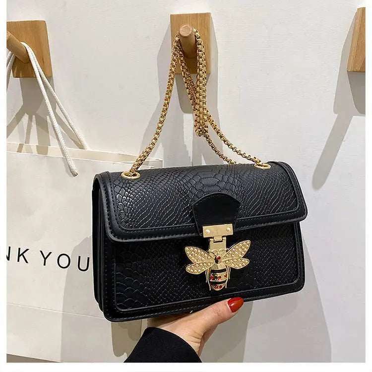 Fashionable Stylish Chain Shoulder Trendy Retro Messenger Bag - AMIR BAGS INDIA PRIVATE LIMITED
