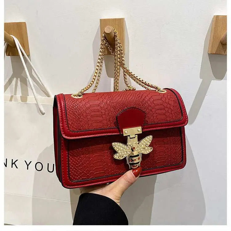 Fashionable Stylish Chain Shoulder Trendy Retro Messenger Bag - AMIR BAGS INDIA PRIVATE LIMITED