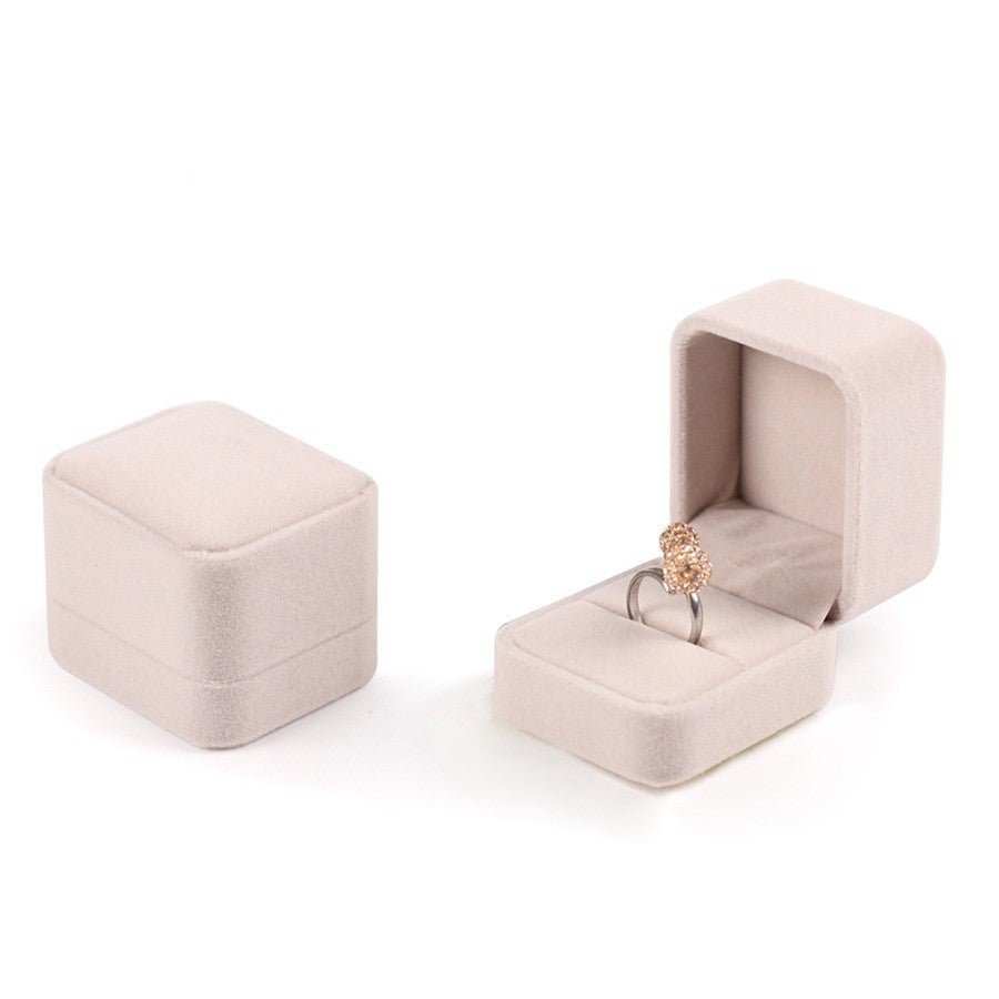Flannel jewellery box - AMIR BAGS INDIA PRIVATE LIMITED