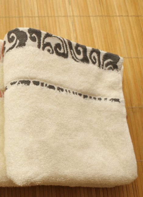 High quality pure cotton crepe - free jacquard Xiangyun thickening face towel - AMIR BAGS INDIA PRIVATE LIMITED