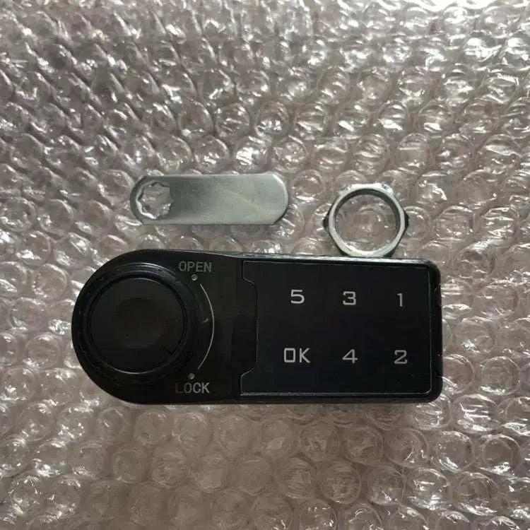 Home Electronic Cabinet LockProduct information:Material: ABS/zinc alloy Scope of Application: Cabinet Specifications: L20 without lock, L30 without lock, L30 with lock, L30 with gasket lock (dDropshipmanAMIR BAGS INDIA PRIVATE LIMITEDnull