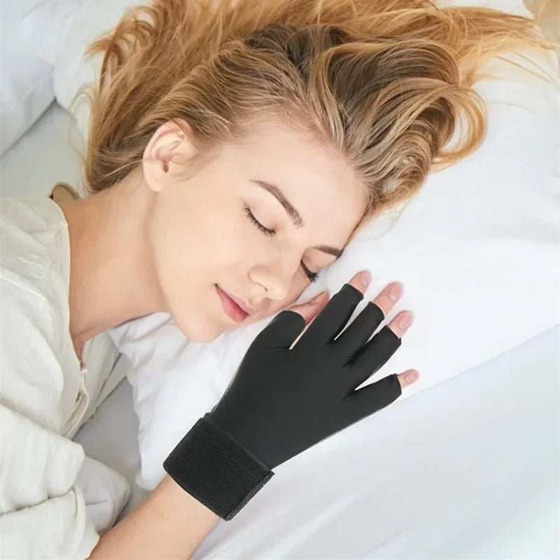 Icing Finger Steam Pack Hot Pressing Hand Wrist Icepack with Adjustable Wrist Strap Reusable for Men and Women One Gel Cold Pack - AMIR BAGS INDIA PRIVATE LIMITED
