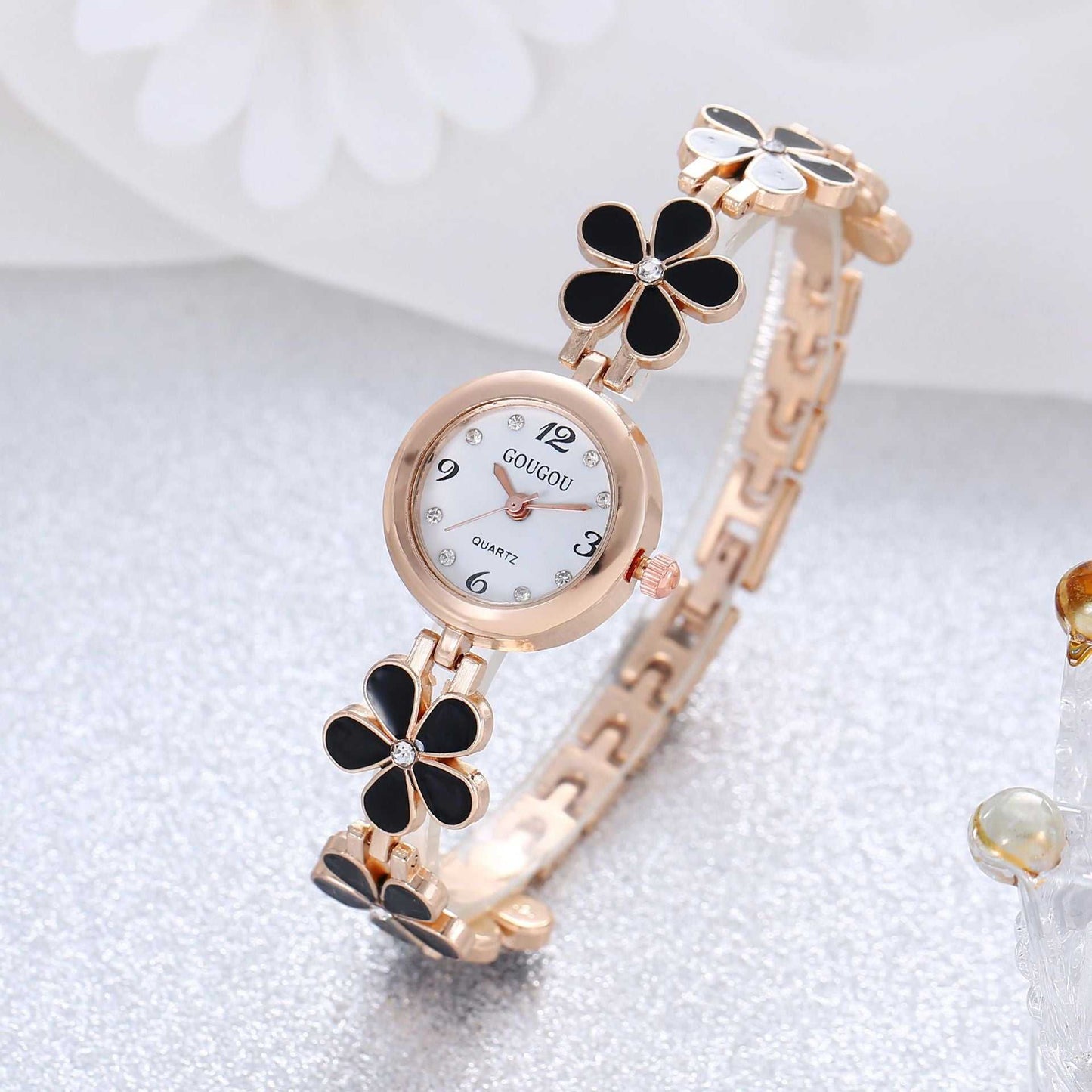 Ladies Petal Patterned Quartz Watch Bracelet Set - AMIR BAGS INDIA PRIVATE LIMITED