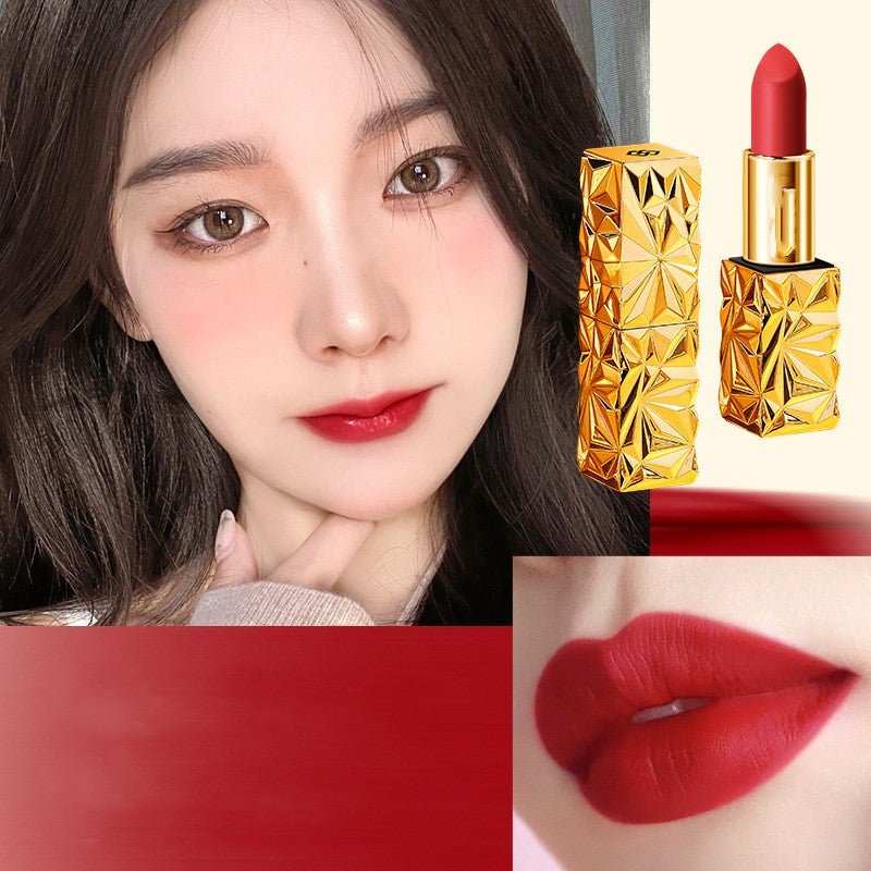Matte and hard to remove makeup lipstick - AMIR BAGS INDIA PRIVATE LIMITED