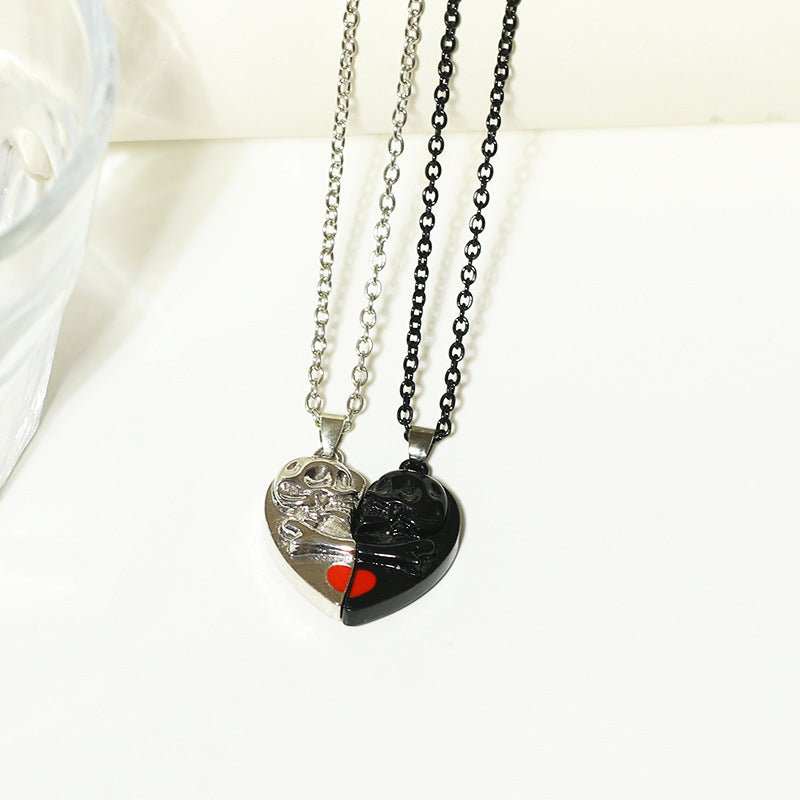 Punk Retro Skull Pendant Halloween Necklace Heart - shaped Magnetic Stitching Love Skull Couple Necklace - AMIR BAGS INDIA PRIVATE LIMITED