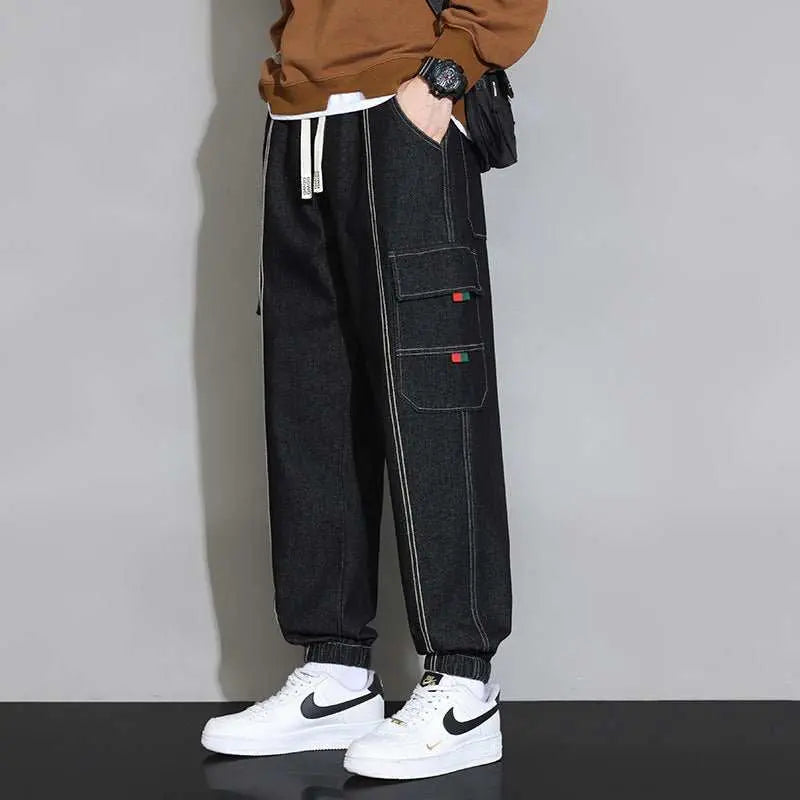 Retro Workwear Jeans For MenProduct information:Color: gray, black, blue, retroSize: M,L,XL,2XL,3XL,4XLFly opening: zip placketStyle: BasicFabric name: CottonPants type: loose typeSuitable seasDropshipmanAMIR BAGS INDIA PRIVATE LIMITEDnull