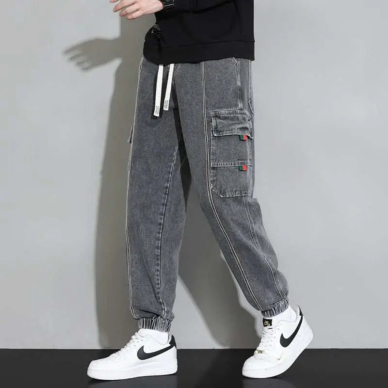 Retro Workwear Jeans For MenProduct information:Color: gray, black, blue, retroSize: M,L,XL,2XL,3XL,4XLFly opening: zip placketStyle: BasicFabric name: CottonPants type: loose typeSuitable seasDropshipmanAMIR BAGS INDIA PRIVATE LIMITEDnull