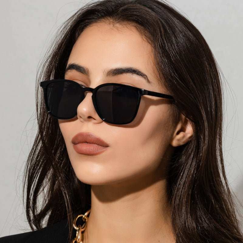 Simple Retro Sunglasses For Men And Women - AMIR BAGS INDIA PRIVATE LIMITED