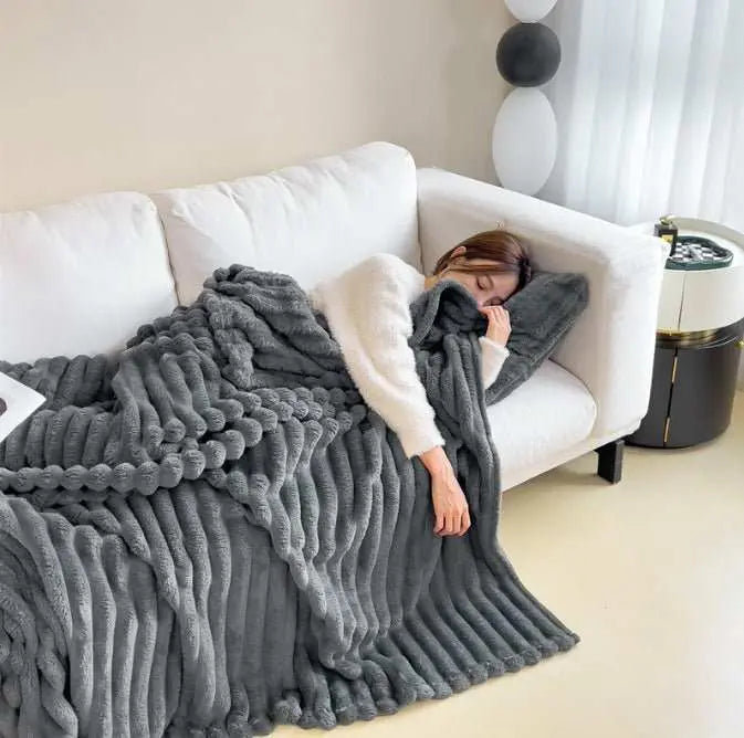 Soft Wind Bubble Velvet Blanket Warm Solid Rabbit Fur Blankets Double - sided Thickening Cover Throw Warm Fur Blanket - AMIR BAGS INDIA PRIVATE LIMITED