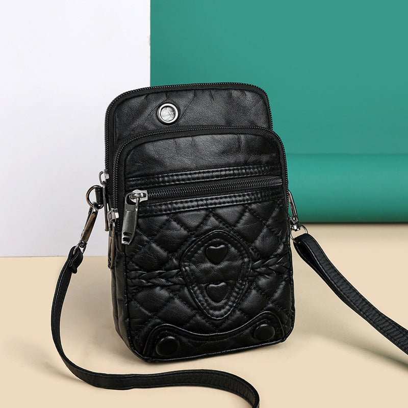 Strapped Shoulder Bags Are Fashionable In Europe And America. - AMIR BAGS INDIA PRIVATE LIMITED