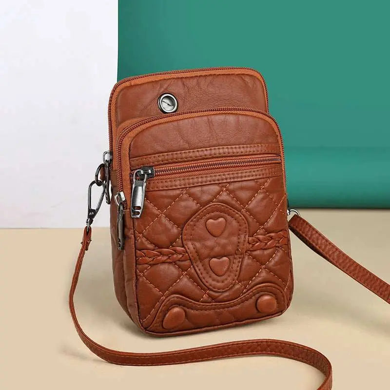 Strapped Shoulder Bags Are Fashionable In Europe And America. - AMIR BAGS INDIA PRIVATE LIMITED