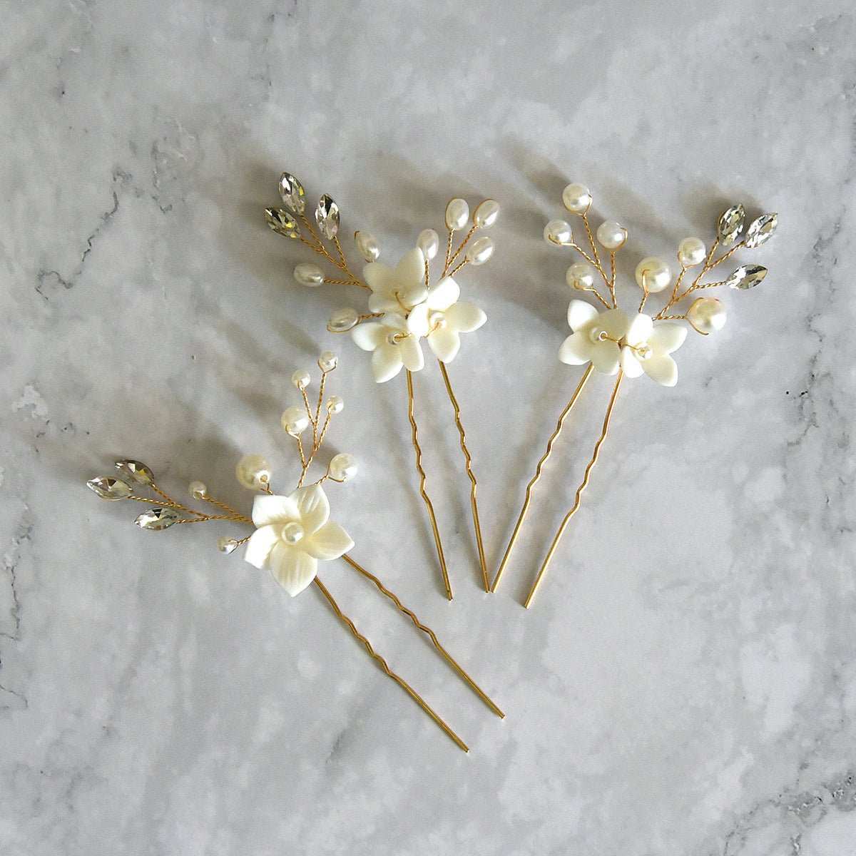 Three Sets Of White Flower U Shaped Hairpins - AMIR BAGS INDIA PRIVATE LIMITED