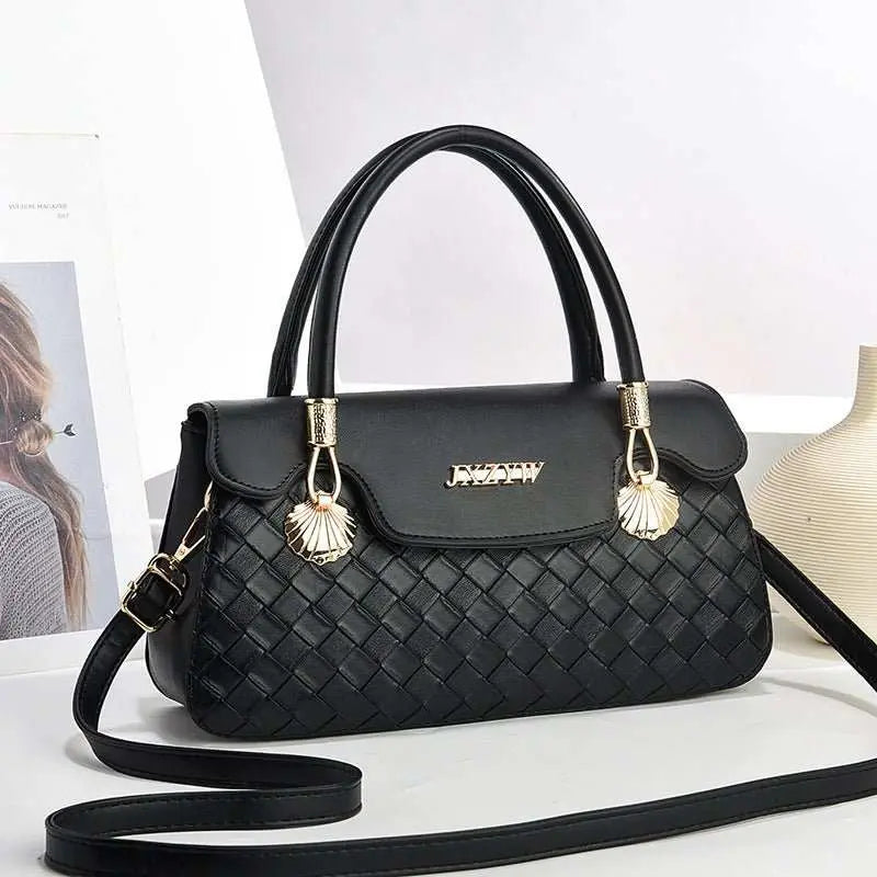 Vintage Exquisite Letter-printed Women's Handbag Fashion Printed CasuaOverview:Unique design, stylish and beautiful.Good material, comfortable wear.A variety of colors, any choice.Product Information:Lining texture: Polyester Color: BrDropshipmanAMIR BAGS INDIA PRIVATE LIMITEDnull