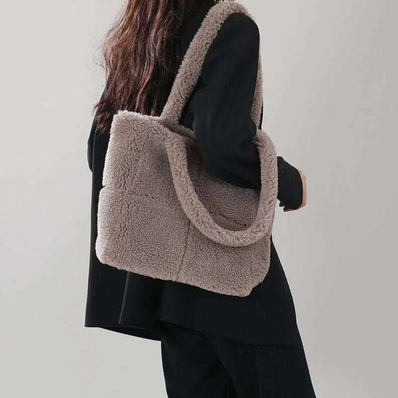 Women's Designer Luxury Plush Bag Winter Fashion Cute Tote Handbags Large Capacity Portable Single Shoulder Furry Bags - AMIR BAGS INDIA PRIVATE LIMITED