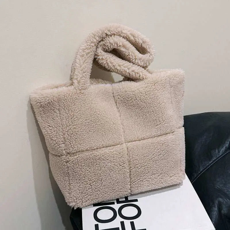 Women's Designer Luxury Plush Bag Winter Fashion Cute Tote Handbags Large Capacity Portable Single Shoulder Furry Bags - AMIR BAGS INDIA PRIVATE LIMITED