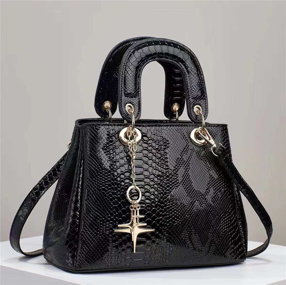 Women's Fashion All - match Shoulder Messenger Bag - AMIR BAGS INDIA PRIVATE LIMITED