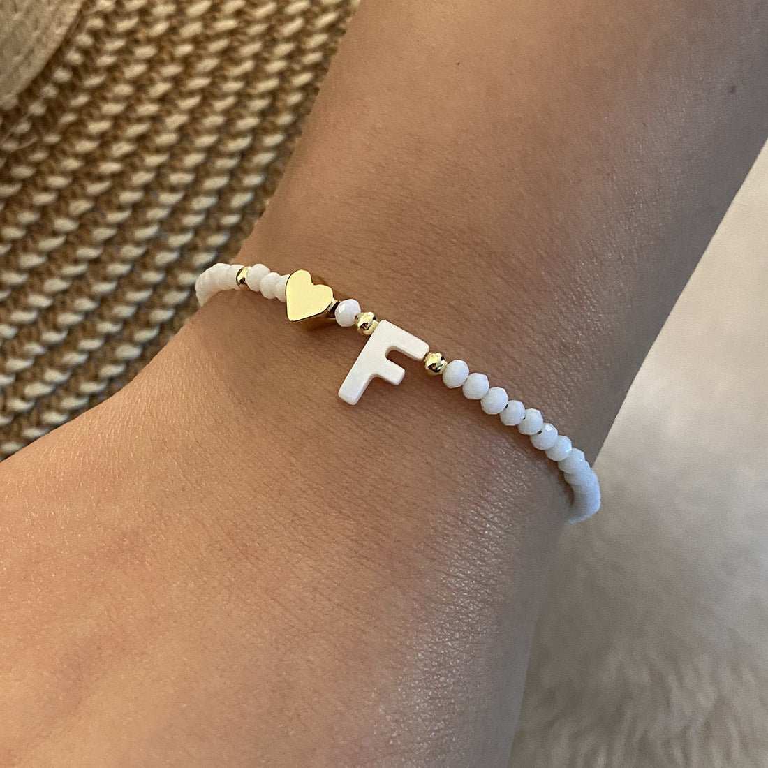 26 Letters White Shell Beaded Bracelet Women Metal Love Design Bracelet Jewelry - AMIR BAGS INDIA PRIVATE LIMITED