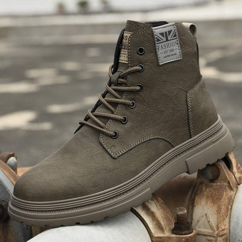 Men's genuine leather British casual business boots in khaki with rubber sole and sewing line details