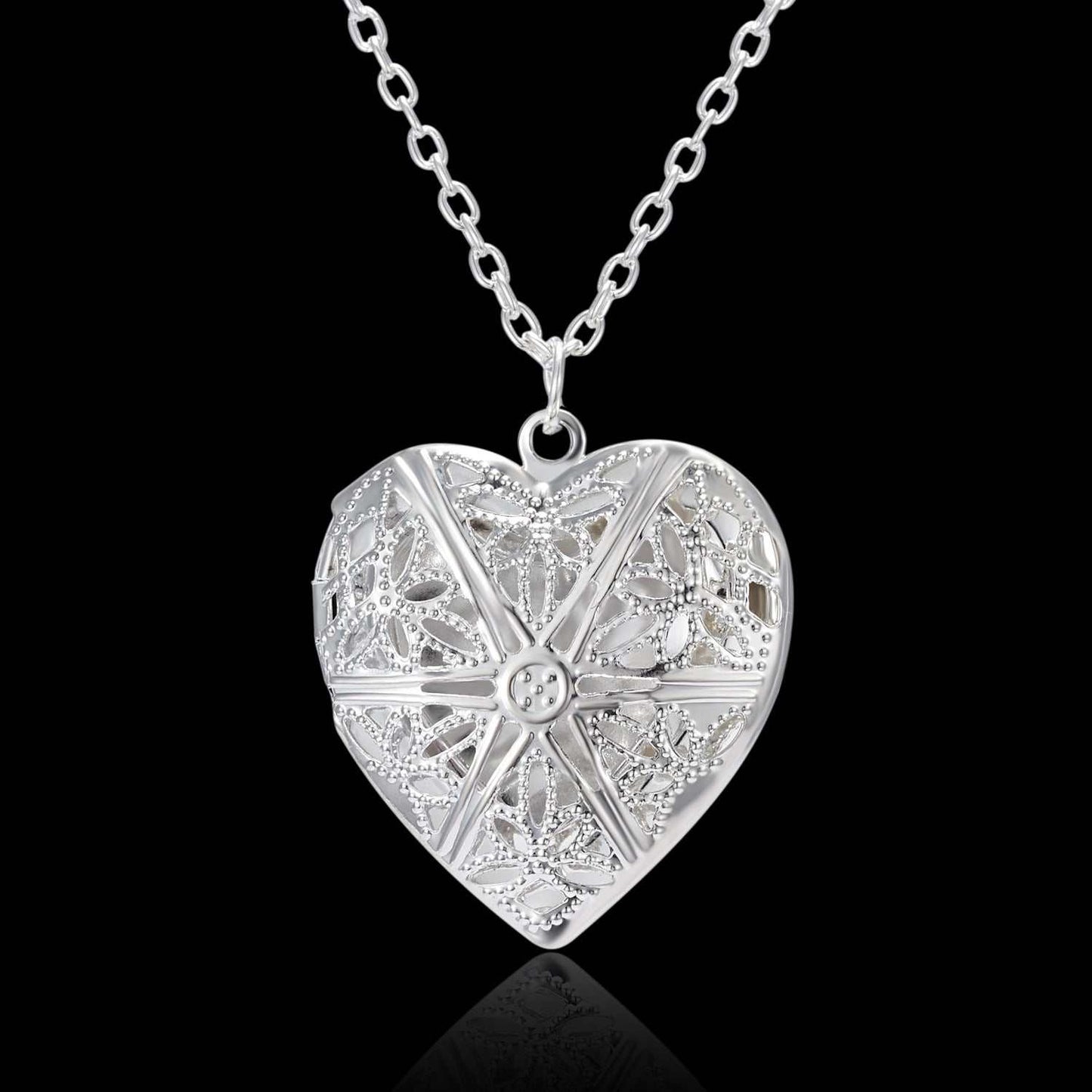 Carved Design Love Necklace Personalized Heart - shaped Photo Frame Pendant Necklace For Women Family Jewelry For Valentine's Day - AMIR BAGS INDIA PRIVATE LIMITED