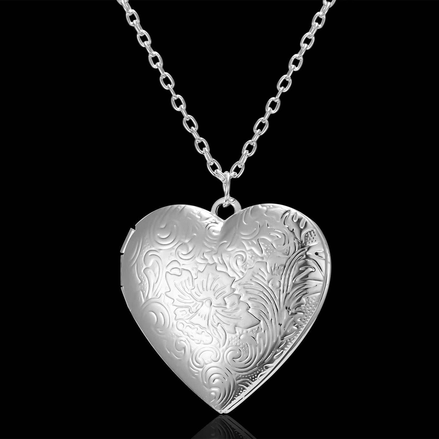 Carved Design Love Necklace Personalized Heart - shaped Photo Frame Pendant Necklace For Women Family Jewelry For Valentine's Day - AMIR BAGS INDIA PRIVATE LIMITED