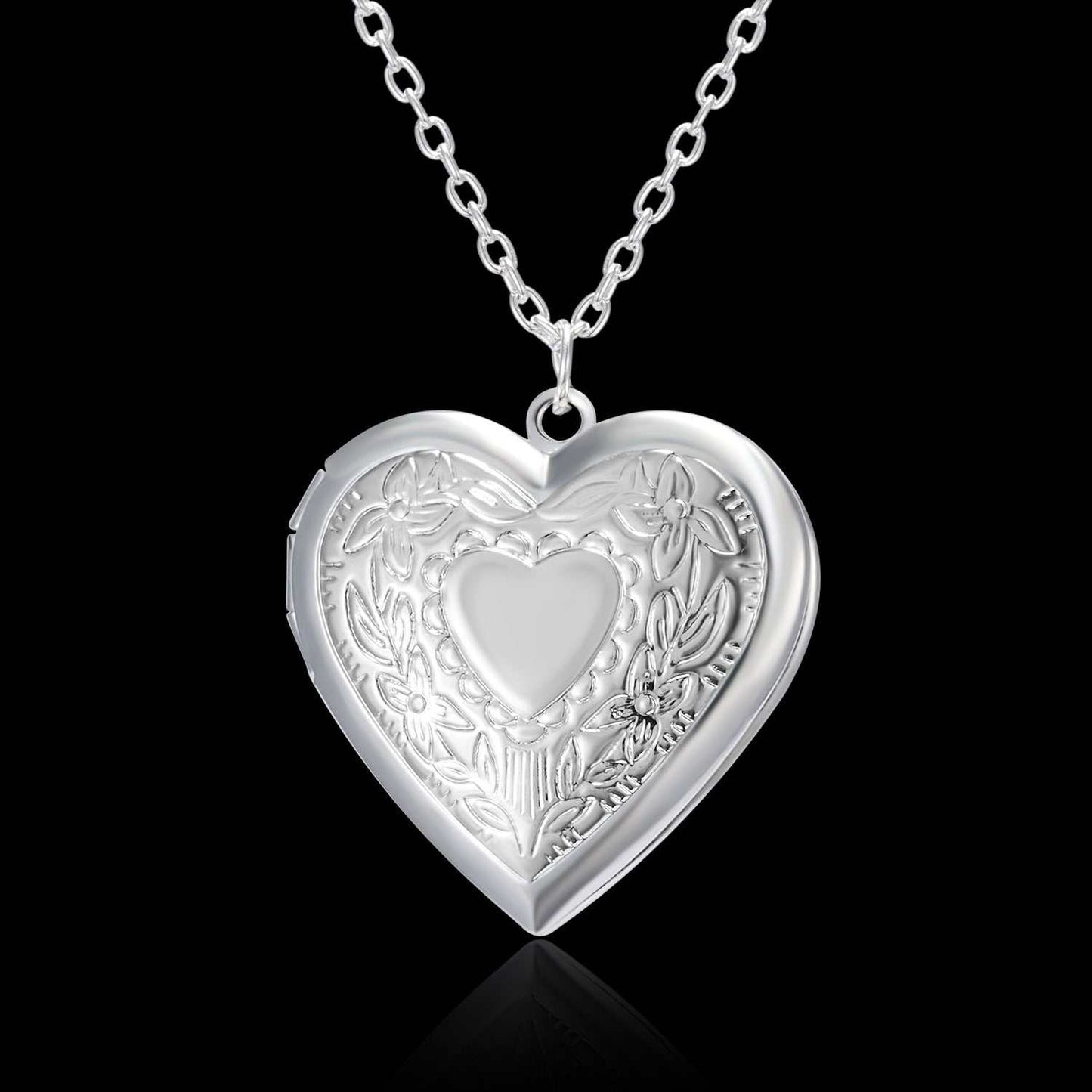 Carved Design Love Necklace Personalized Heart - shaped Photo Frame Pendant Necklace For Women Family Jewelry For Valentine's Day - AMIR BAGS INDIA PRIVATE LIMITED