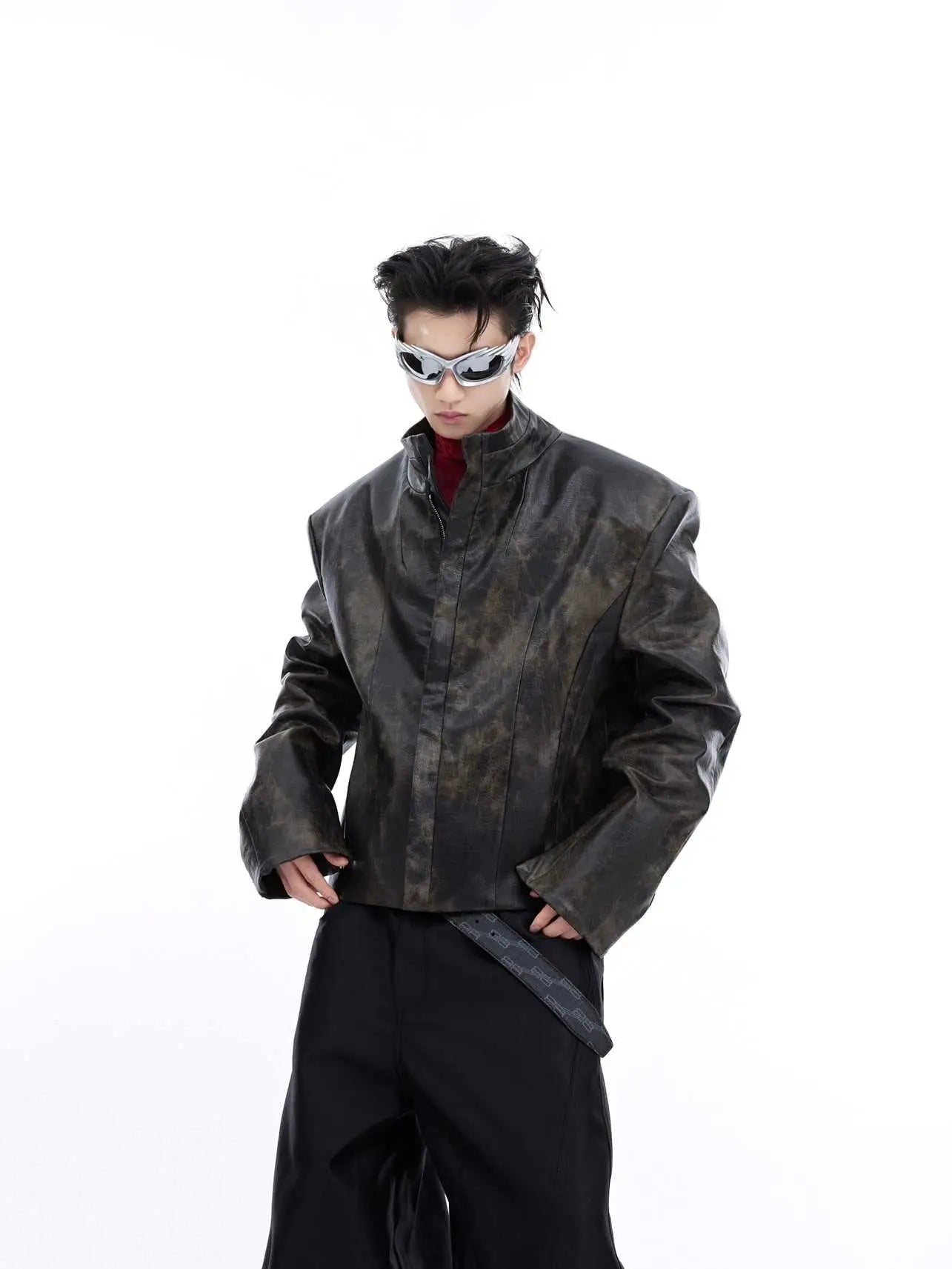 Coat Stand Collar Short Motorcycle Clothing MenProduct information:Functionality: wear on both sides Size: M,L,XL Fabric: PU Collar type: stand collar Placket: zipper Next design: straight down Version type: loosDropshipmanAMIR BAGS INDIA PRIVATE LIMITEDnull