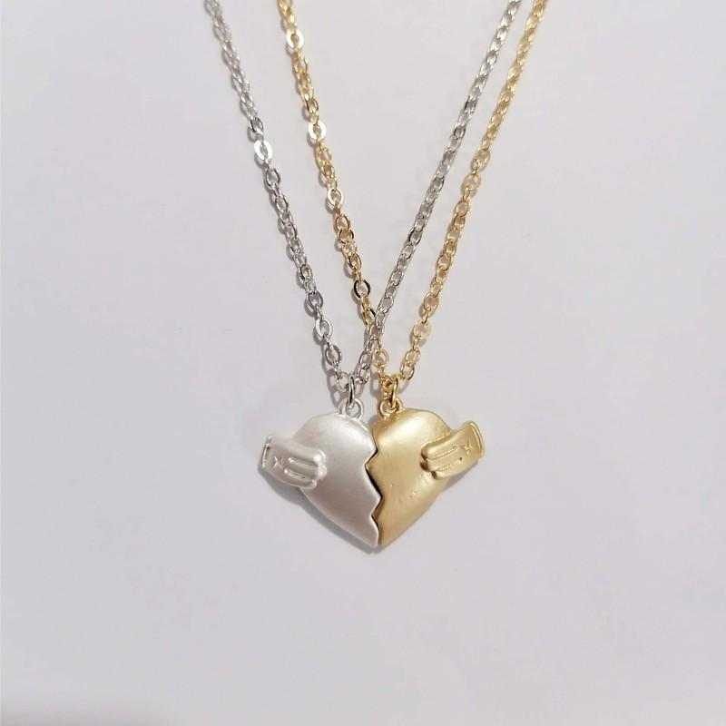 Creative Magnet Love Necklace 2pcs Heart - broken Shape Necklace Men And Women Personalized Jewelry For Valentine's Day - AMIR BAGS INDIA PRIVATE LIMITED