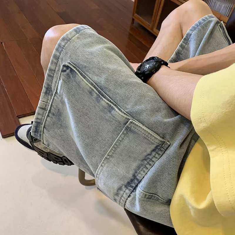 Fashion Work Clothes Denim Shorts For MenProduct information:Color: dark blue, light blue, black Pants length: fifth pants/middle pants Suitable for people: Teenagers Size: S,M,L,XL,2XL,3XL Fabric name: CotDropshipmanAMIR BAGS INDIA PRIVATE LIMITEDnull