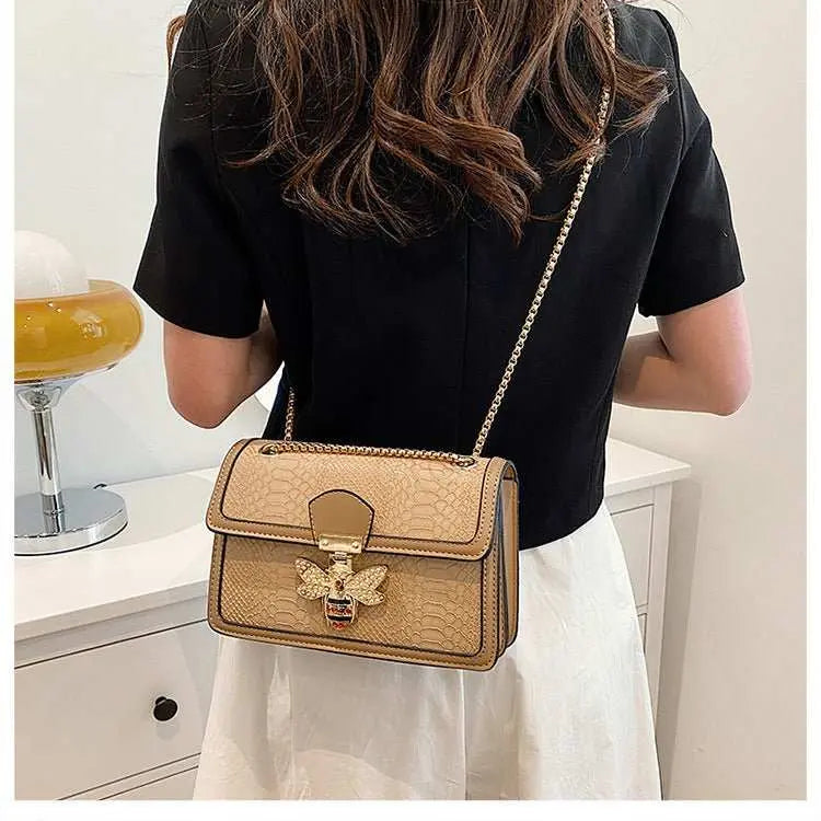 Fashionable Stylish Chain Shoulder Trendy Retro Messenger Bag - AMIR BAGS INDIA PRIVATE LIMITED