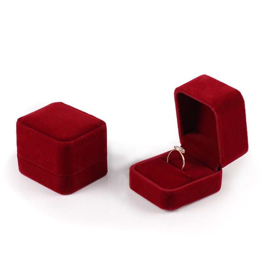 Flannel jewellery box - AMIR BAGS INDIA PRIVATE LIMITED