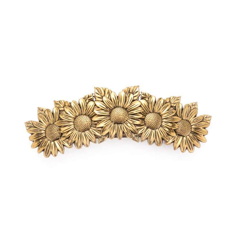 Girl Hair Back Head Scratching Clip Hair Accessories - AMIR BAGS INDIA PRIVATE LIMITED
