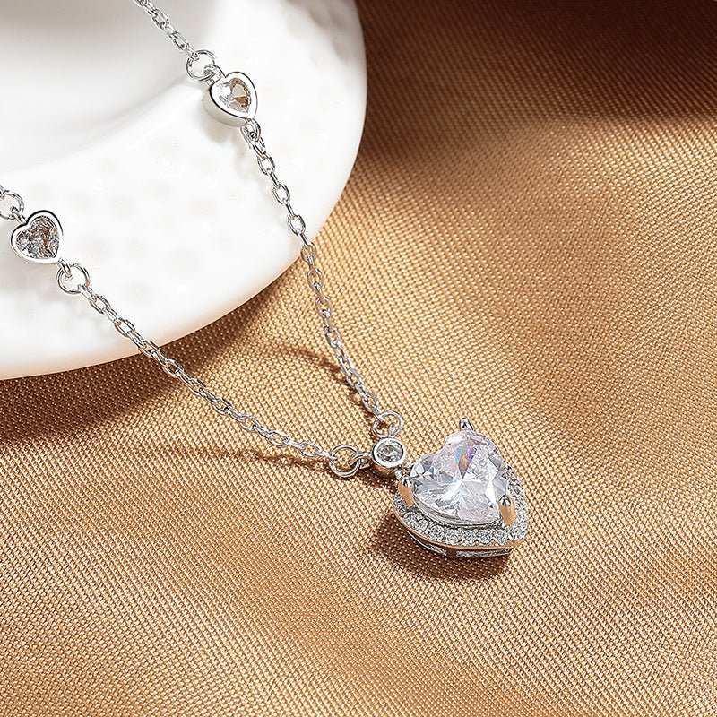 Light Luxury Minority High Sense Fashion Necklace Temperament Clavicle Chain Gift - AMIR BAGS INDIA PRIVATE LIMITED