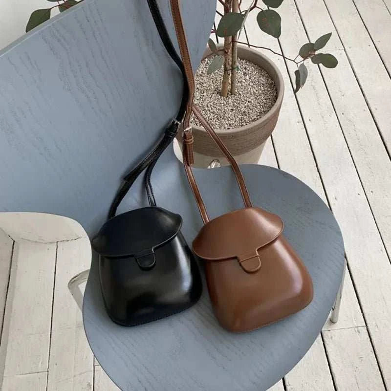 Net red 2025 new ins super fire mini bag Korean retro saddle bag single shoulder crossbody hitchhiking cell phone bag female - AMIR BAGS INDIA PRIVATE LIMITED